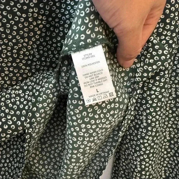 All in Favor Green Polka Dot Mini Blouse (Size L) - Picture 6 of 8